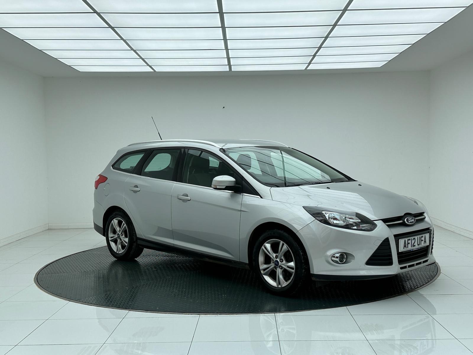 Ford Focus 1.6 Zetec Estate 5dr Petrol Powershift Euro 5 (125 ps)