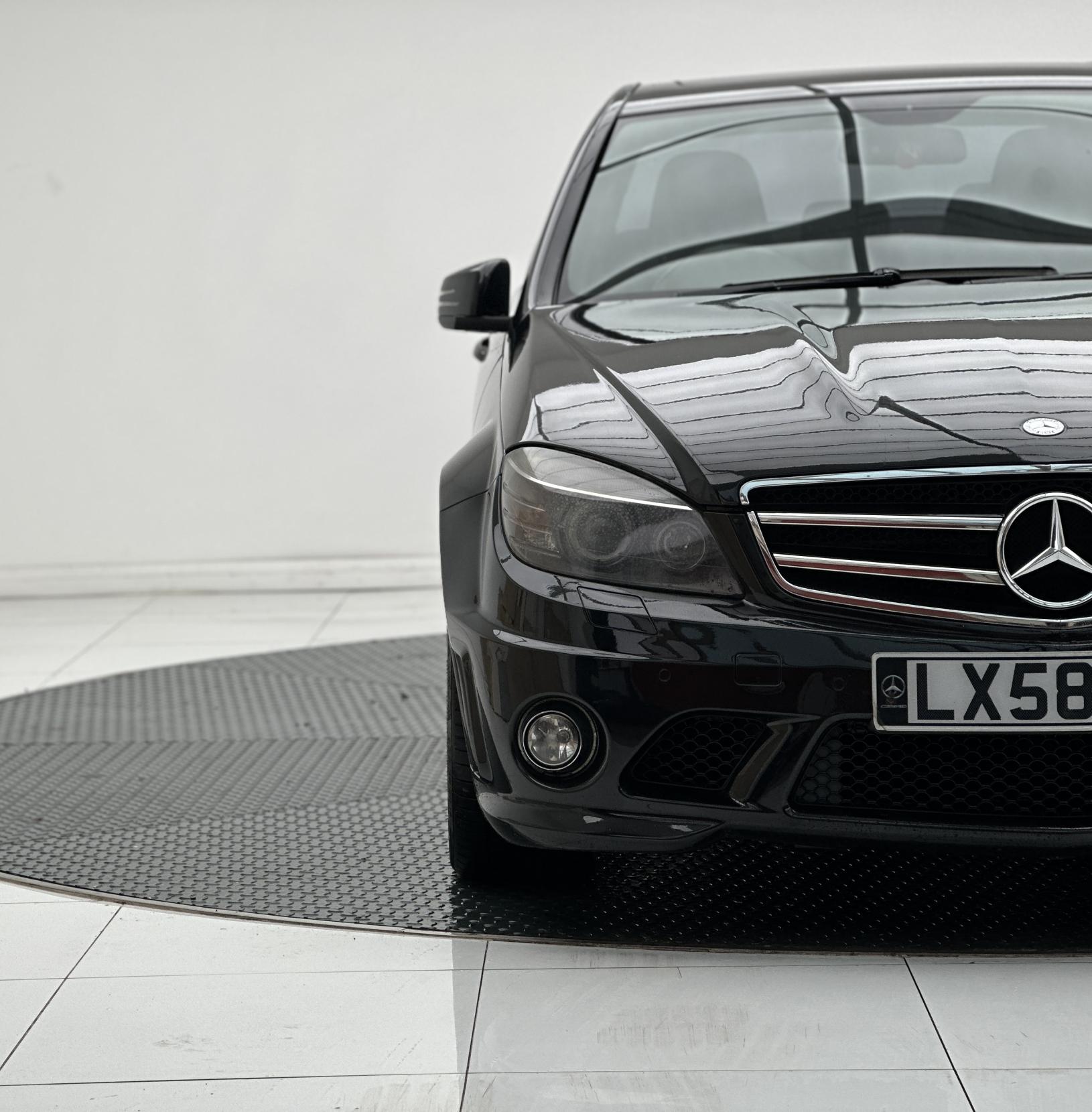 Mercedes-Benz C Class 6.3 C63 V8 AMG Saloon 4dr Petrol G-Tronic Euro 4 (457 ps)