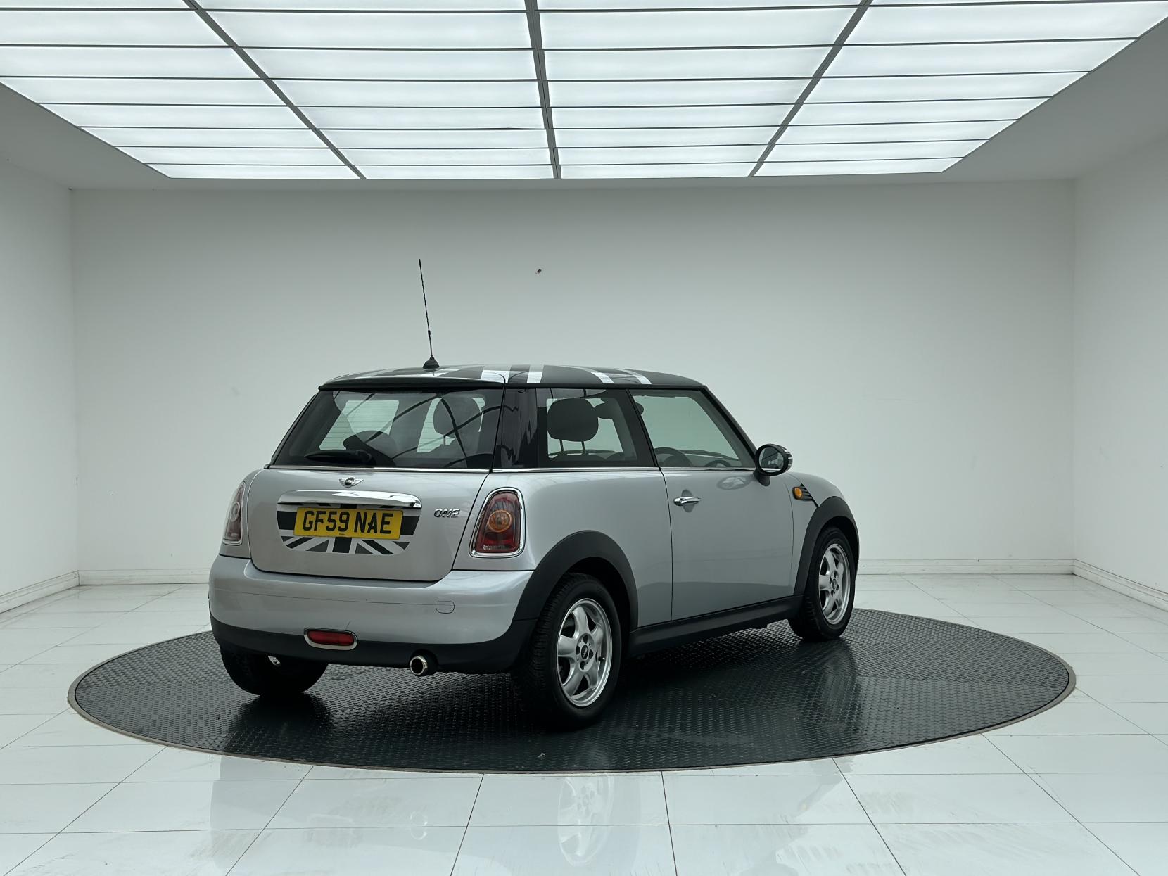 MINI Hatch 1.4 One Hatchback 3dr Petrol Manual Euro 4 (95 ps)