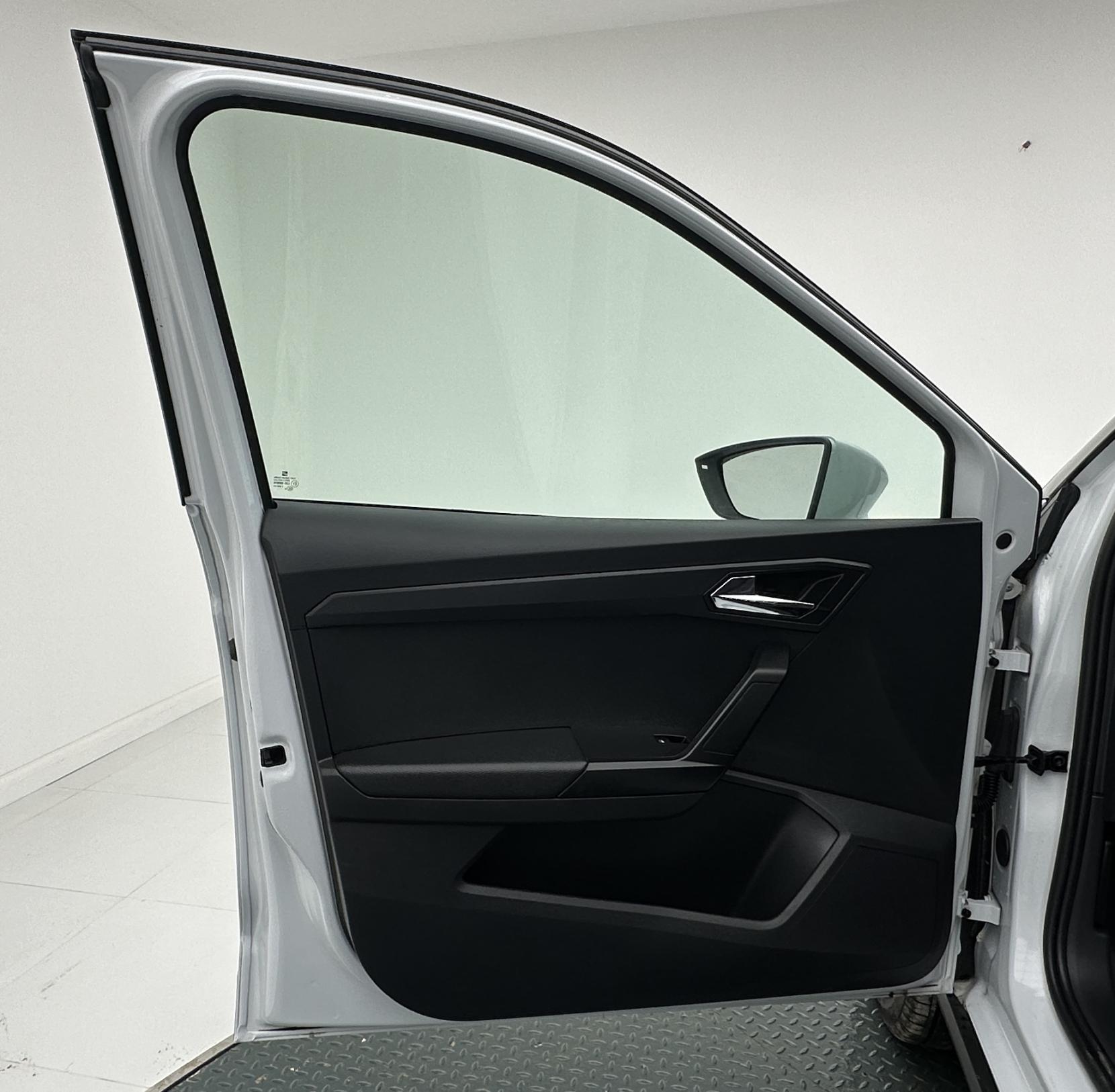 SEAT Arona 1.0 TSI SE Technology SUV 5dr Petrol DSG Euro 6 (s/s) (110 ps)