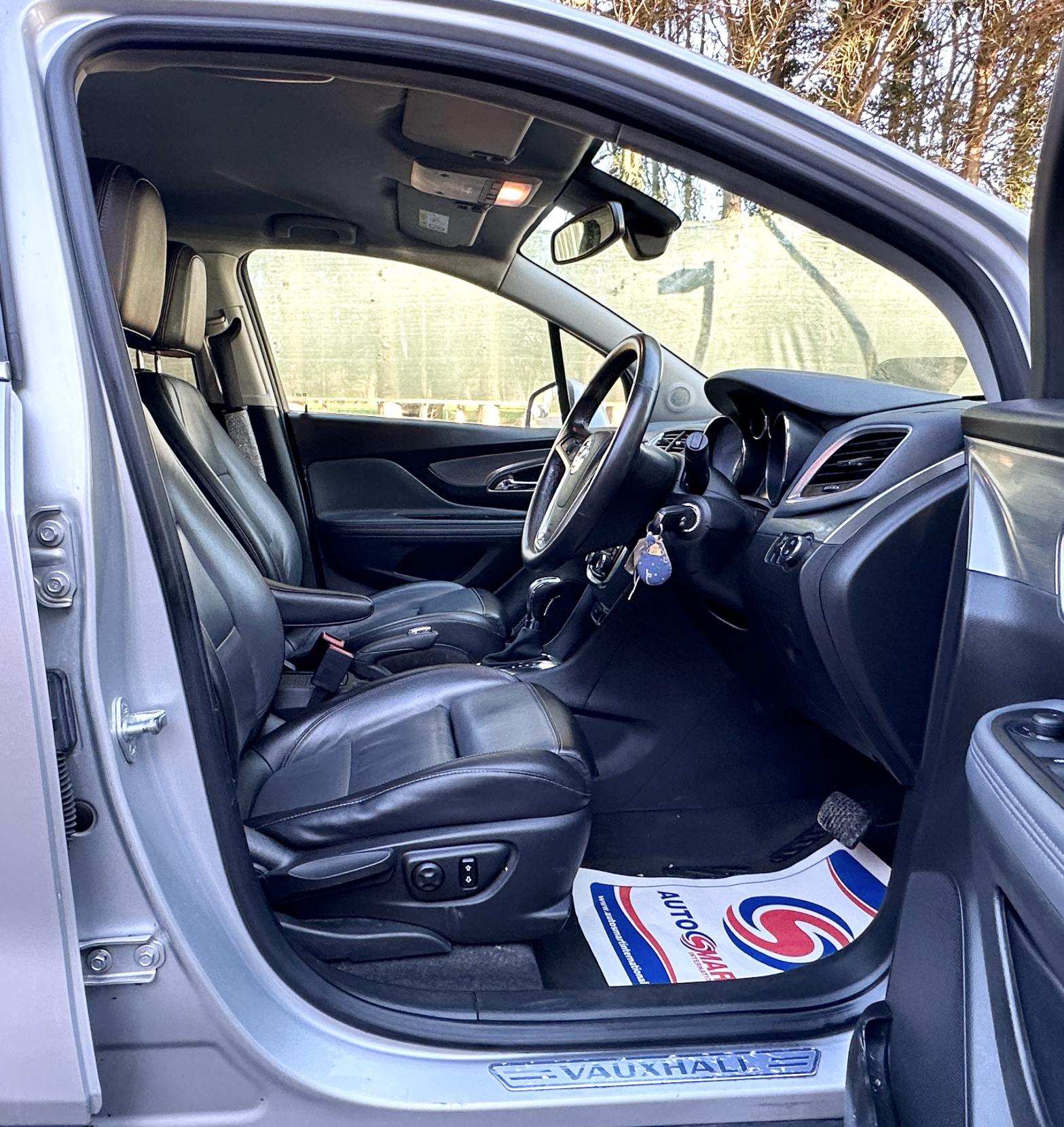 Vauxhall Mokka 1.4i Turbo SE SUV 5dr Petrol Auto 2WD Euro 6 (140 ps)