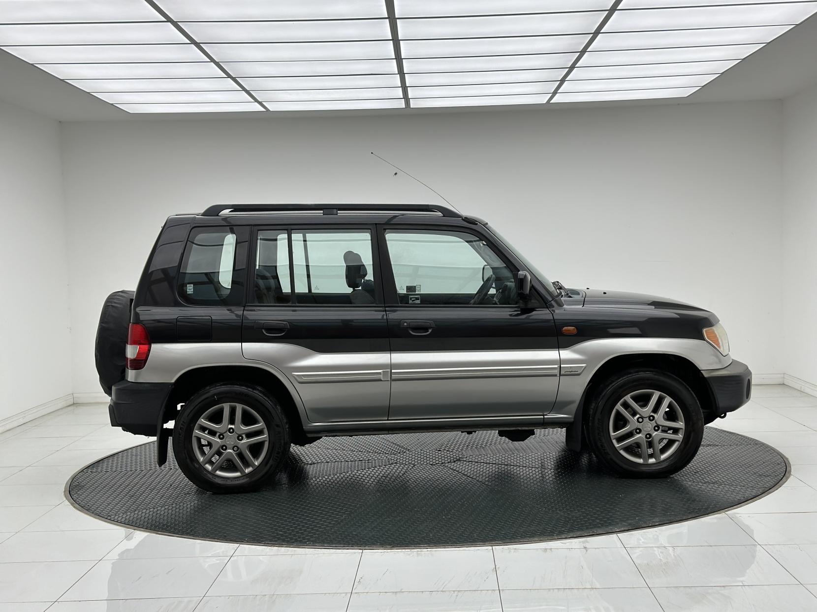 Mitsubishi Shogun Pinin 2.0 GDi Equippe SUV 5dr Petrol Manual (227 g/km, 127 bhp)