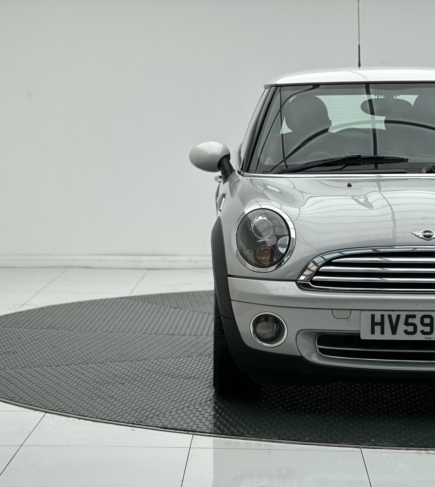 MINI Hatch 1.6 Cooper Camden Hatchback 3dr Petrol Manual Euro 4 (120 ps)