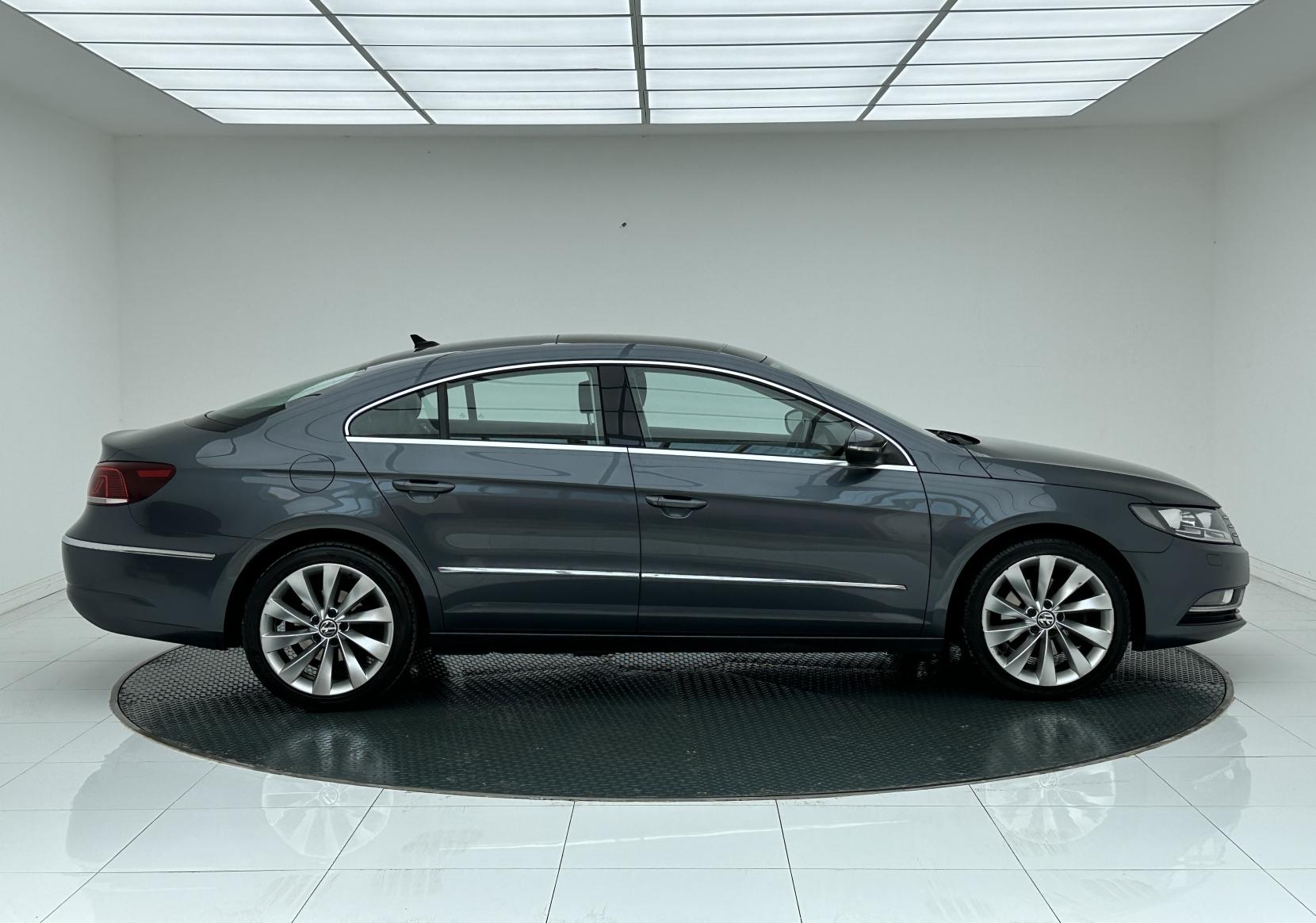 Volkswagen CC 1.8 TSI BlueMotion Tech Moda Saloon 4dr Petrol DSG Euro 5 (s/s) (160 ps)