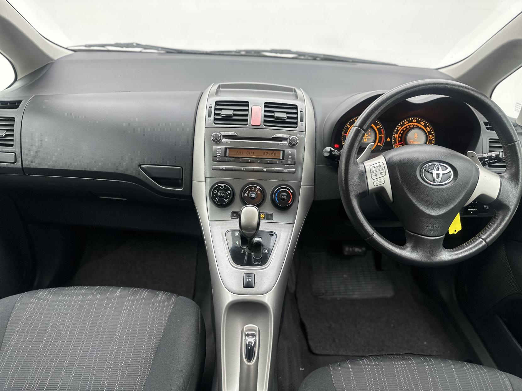 Toyota Auris 1.6 TR Hatchback 5dr Petrol Multimode (161 g/km, 124 bhp)