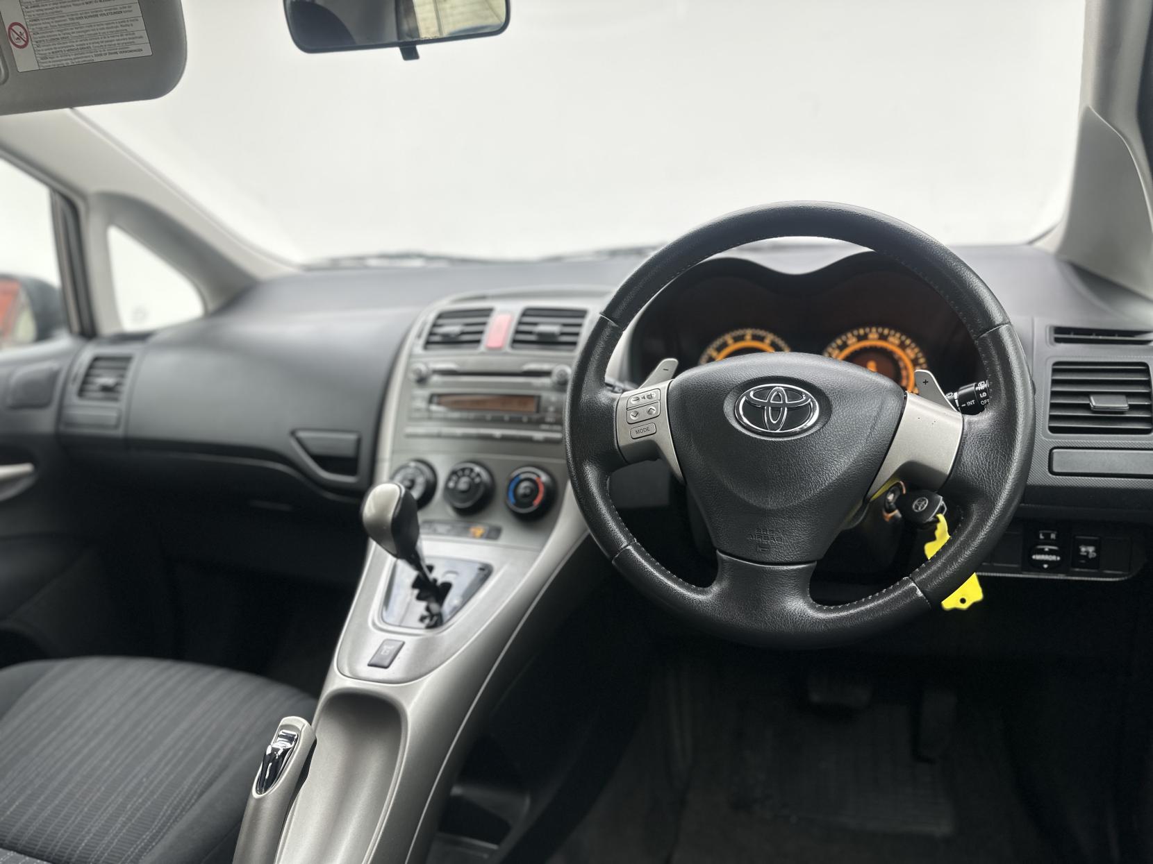 Toyota Auris 1.6 TR Hatchback 5dr Petrol Multimode (161 g/km, 124 bhp)