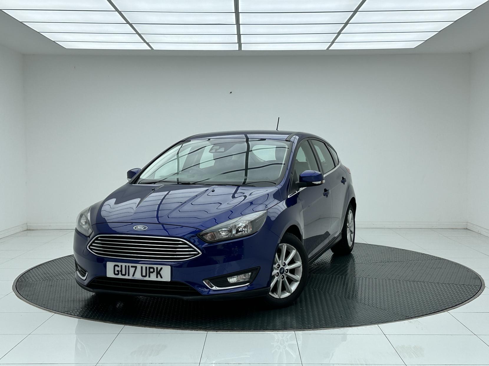 Ford Focus 1.0T EcoBoost Titanium Hatchback 5dr Petrol Auto Euro 6 (s/s) (125 ps)