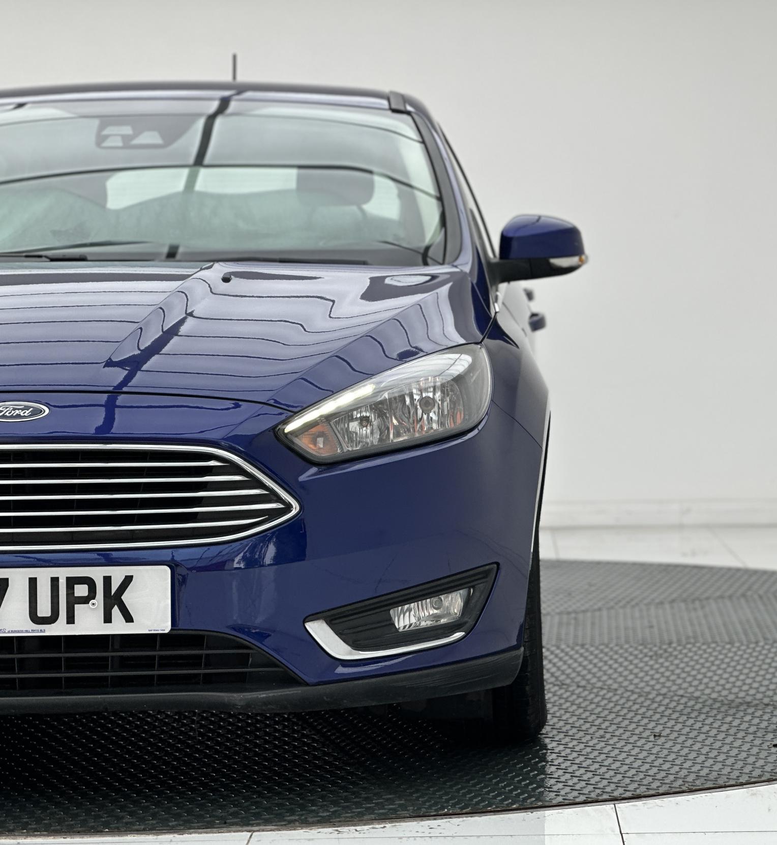 Ford Focus 1.0T EcoBoost Titanium Hatchback 5dr Petrol Auto Euro 6 (s/s) (125 ps)