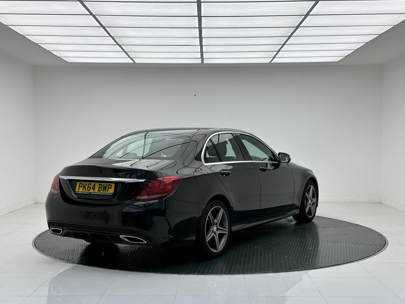 Mercedes-Benz C Class 2.1 C220 BlueTEC AMG Line Saloon 4dr Diesel G-Tronic+ Euro 6 (s/s) (170 ps)