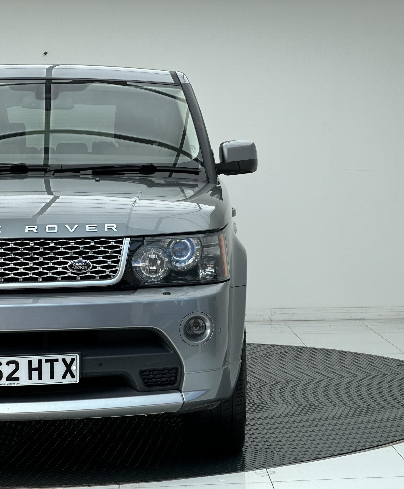 Land Rover Range Rover Sport 3.0 SD V6 Autobiography Sport SUV 5dr Diesel Auto 4WD Euro 5 (255 bhp)