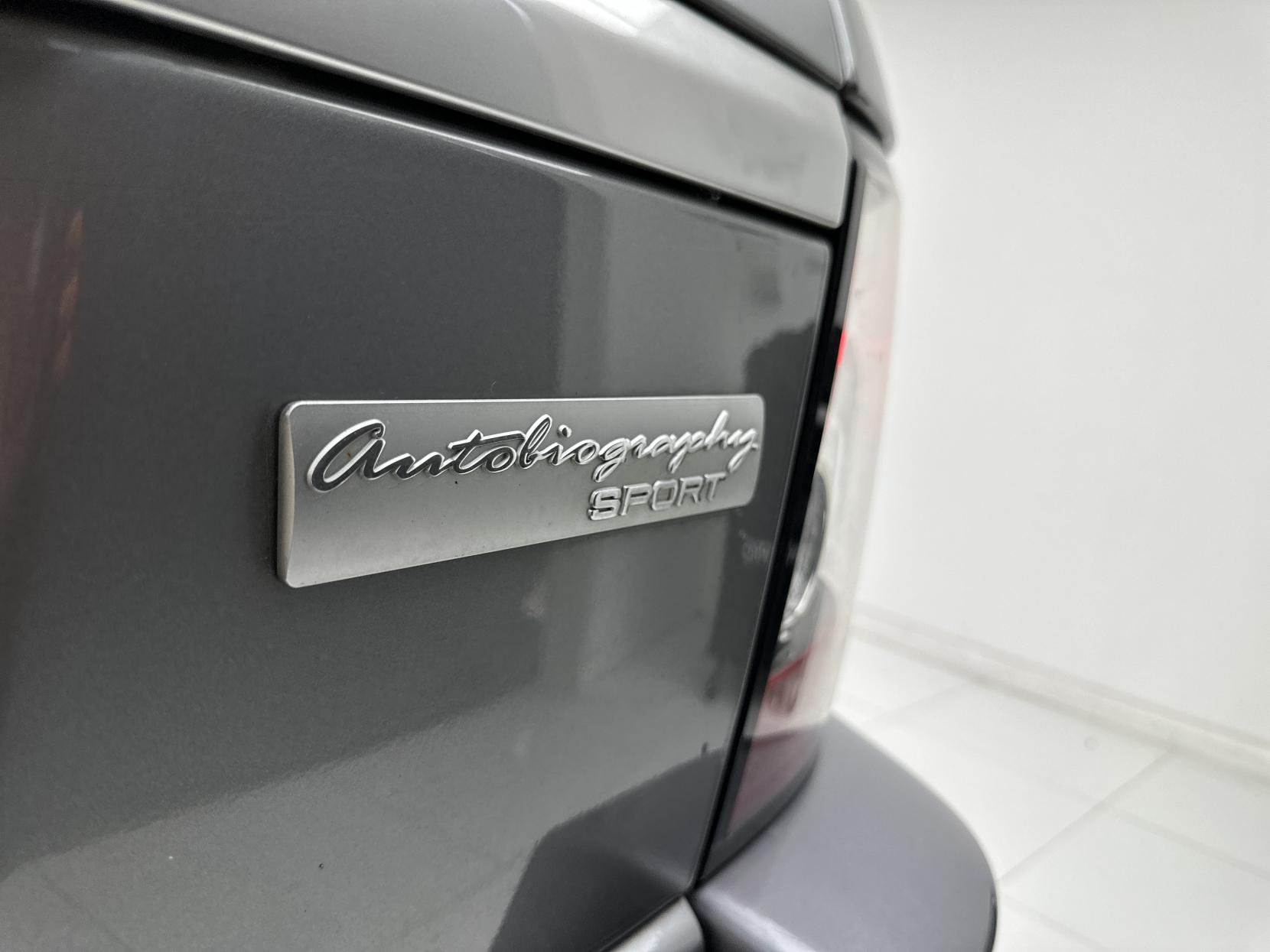 Land Rover Range Rover Sport 3.0 SD V6 Autobiography Sport SUV 5dr Diesel Auto 4WD Euro 5 (255 bhp)