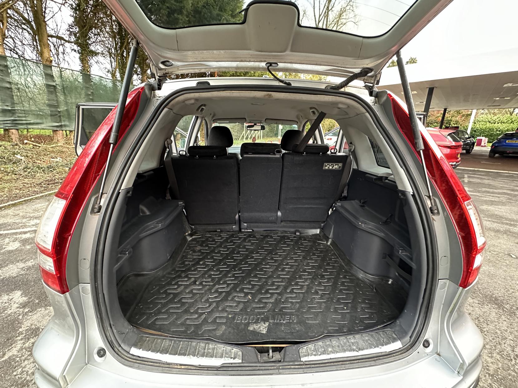 Honda CR-V 2.2 i-DTEC ES SUV 5dr Diesel Manual 4WD Euro 5 (150 ps)