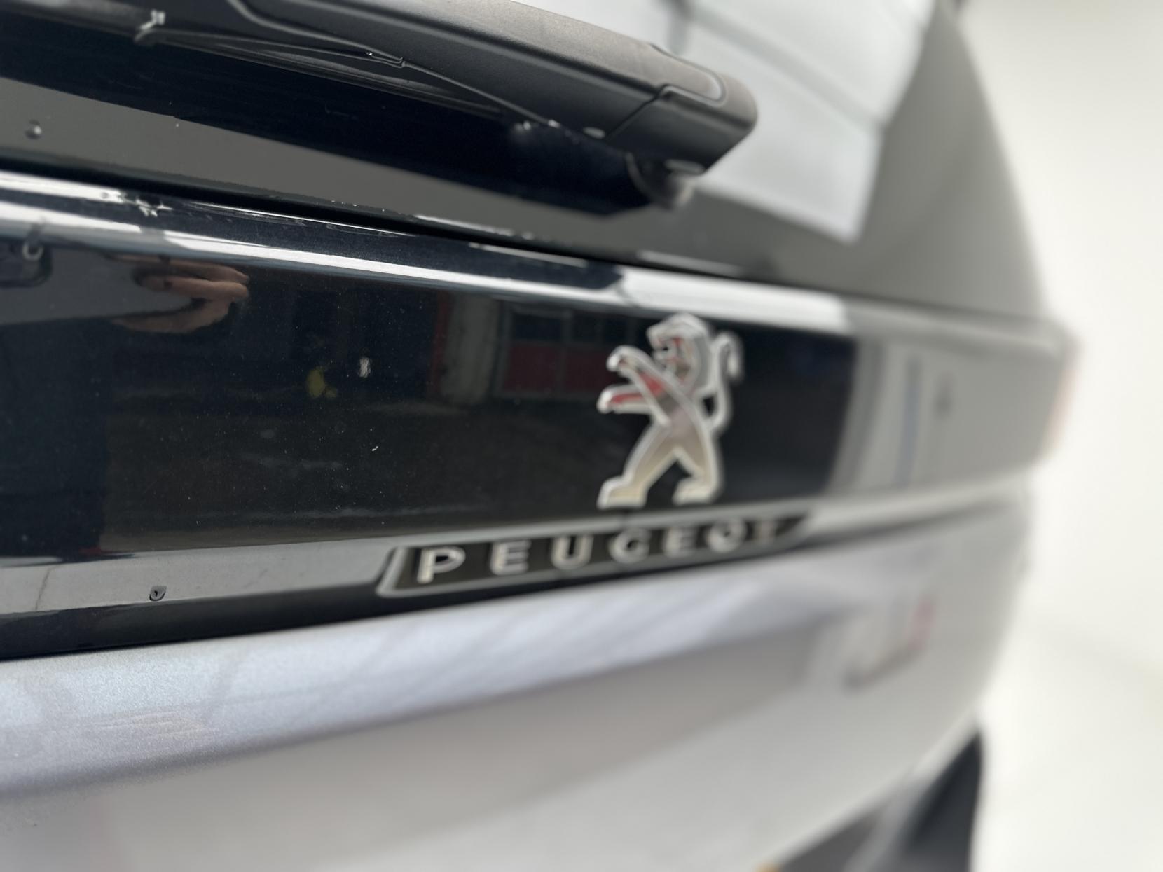 Peugeot 5008 1.2 PureTech GT SUV 5dr Petrol EAT Euro 6 (s/s) (130 ps)