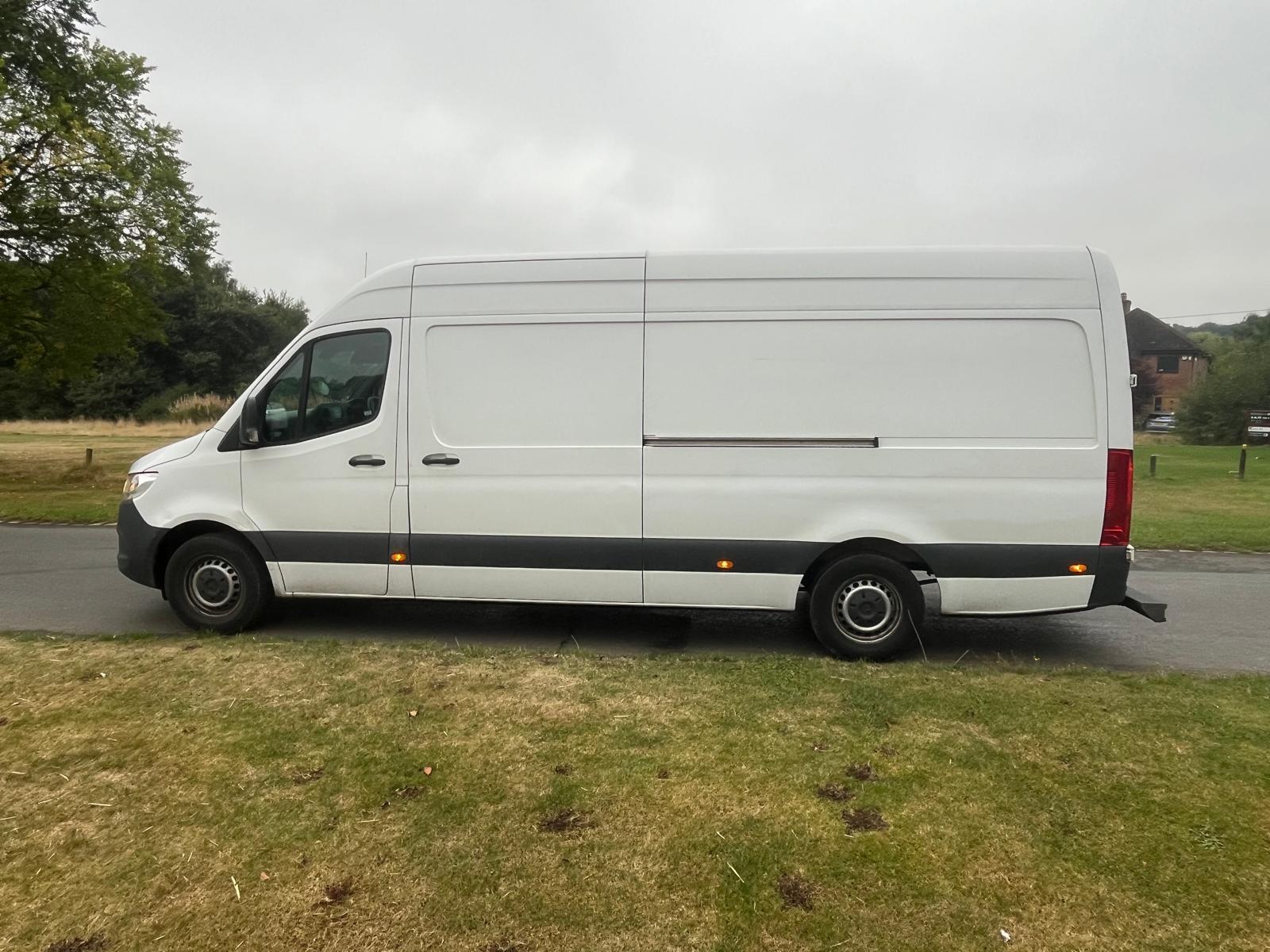 Mercedes-Benz Sprinter 2.1 314 CDI Panel Van 5dr Diesel Manual RWD L3 H2 Euro 6 (143 ps)