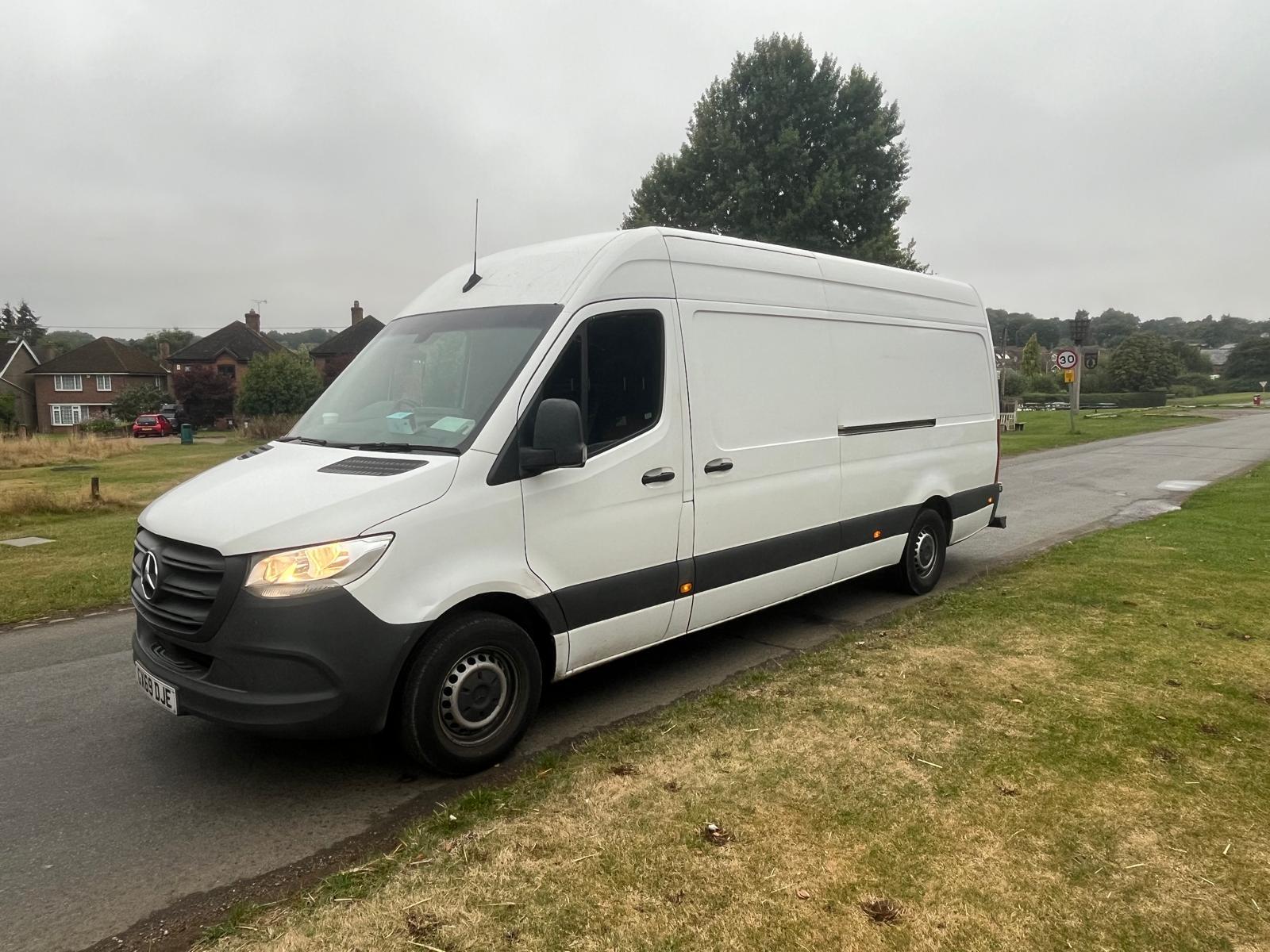 Mercedes-Benz Sprinter 2.1 314 CDI Panel Van 5dr Diesel Manual RWD L3 H2 Euro 6 (143 ps)