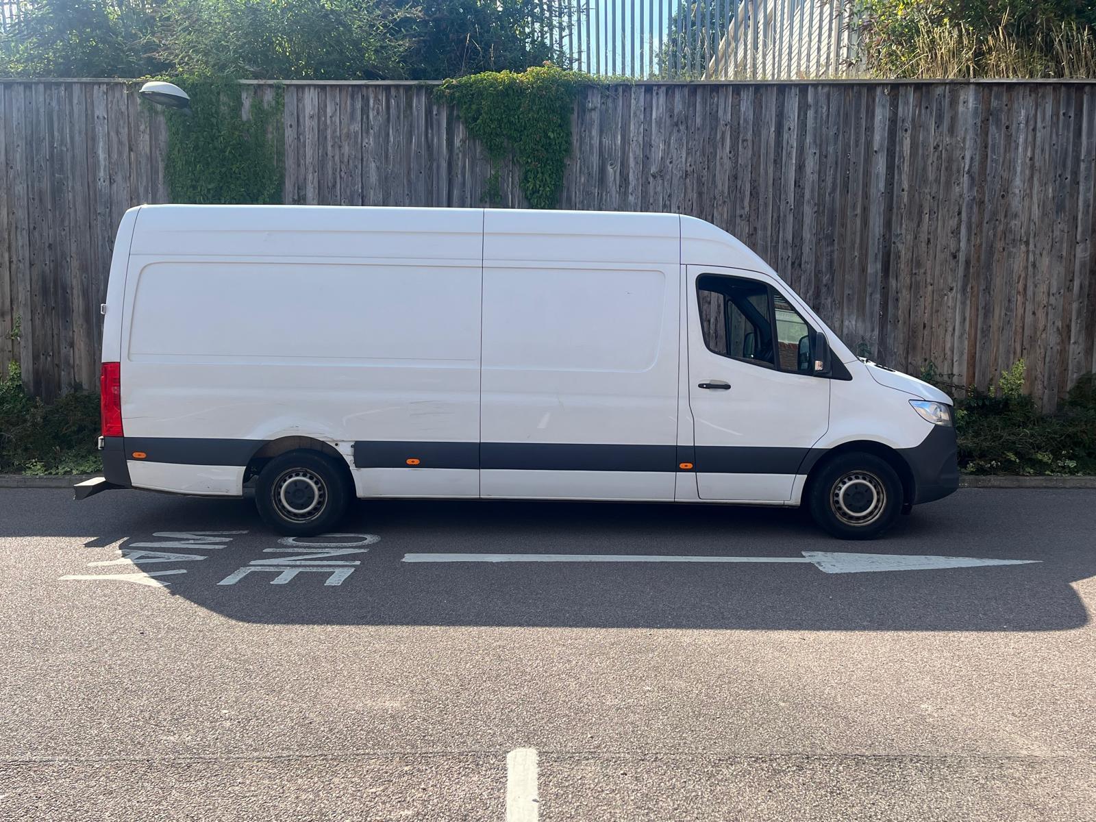 Mercedes-Benz Sprinter 2.1 314 CDI Panel Van 5dr Diesel Manual RWD L3 H2 Euro 6 (143 ps)