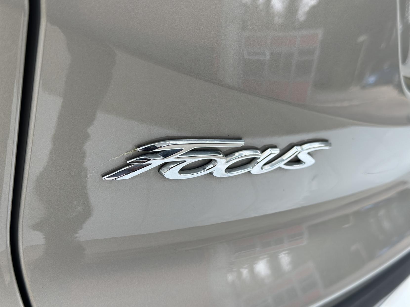 Ford Focus 1.6 Titanium Estate 5dr Petrol Powershift Euro 6 (125 ps)