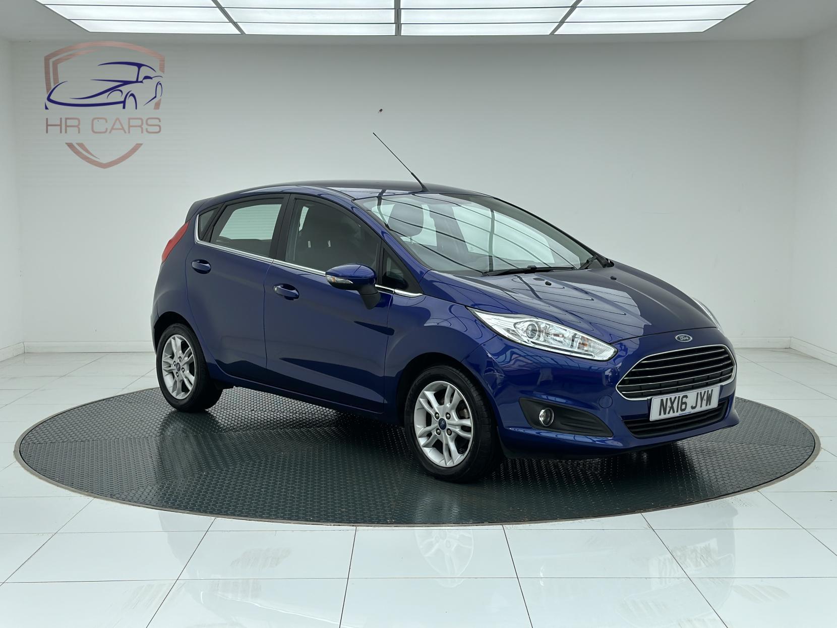 Ford Fiesta 1.0T EcoBoost Zetec Hatchback 5dr Petrol Powershift Euro 6 (100 ps)