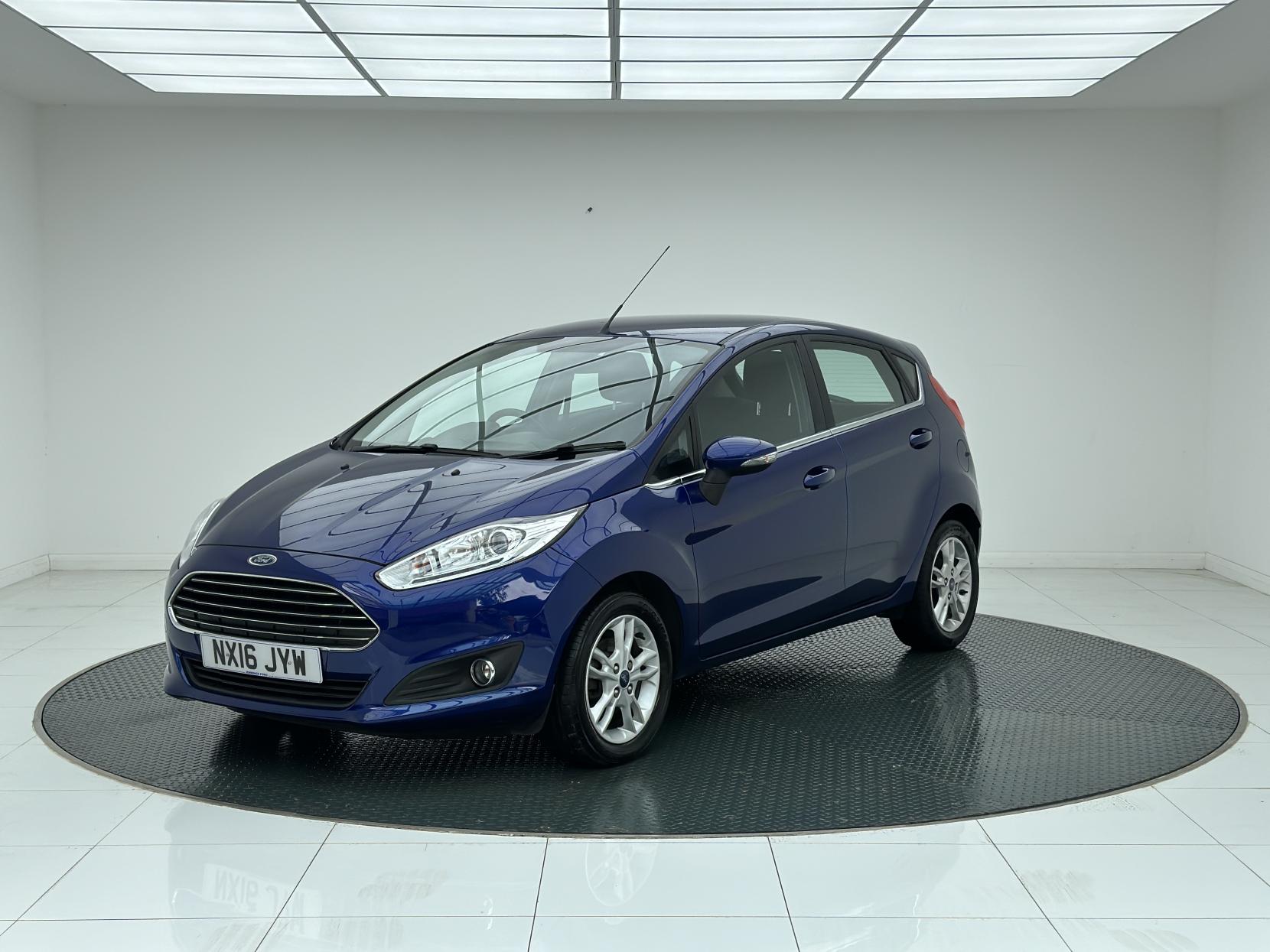 Ford Fiesta 1.0T EcoBoost Zetec Hatchback 5dr Petrol Powershift Euro 6 (100 ps)